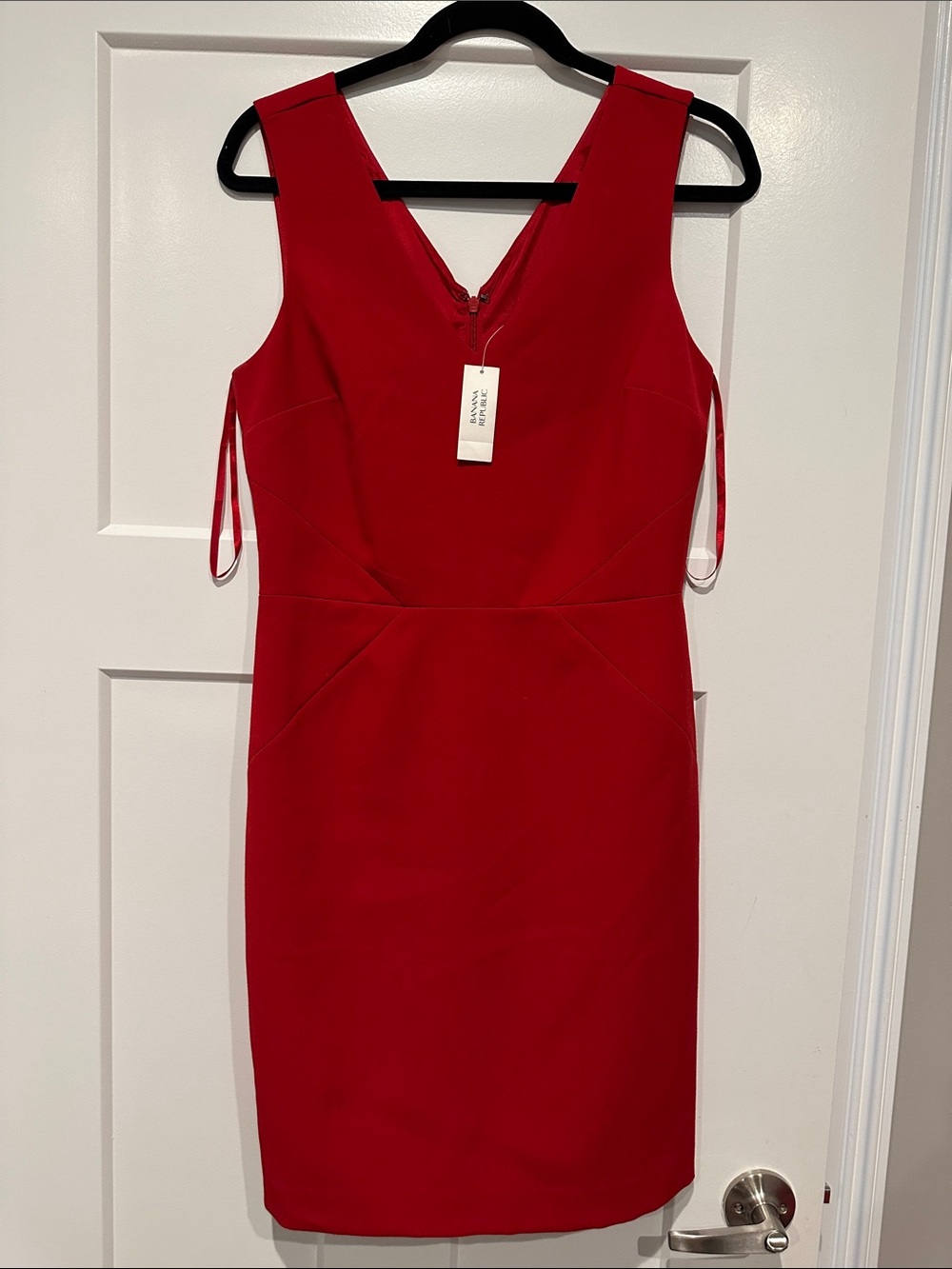 Banana Republic Red Sleeveless V-Neck Sheath Dress